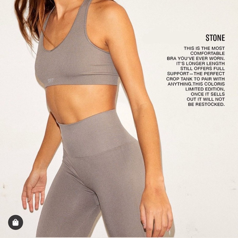 SELLING BNWT SET ACTIVE STONE LEGGINGS + TOP